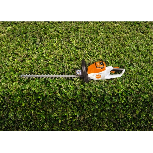 STIHL HSA 50: NOŻYCE AKUMULATOROWE: zestaw z akumulatorem AK10 i ładowarką Al 101